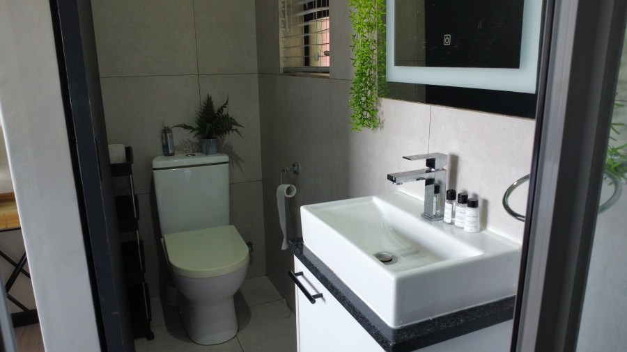 To Let 1 Bedroom Property for Rent in Beachfront Western Cape
